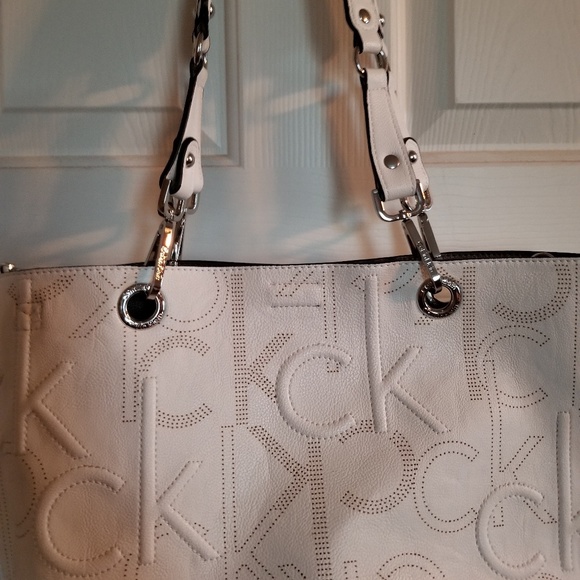 Calvin Klein Handbags - Calvin Klien Handbag
